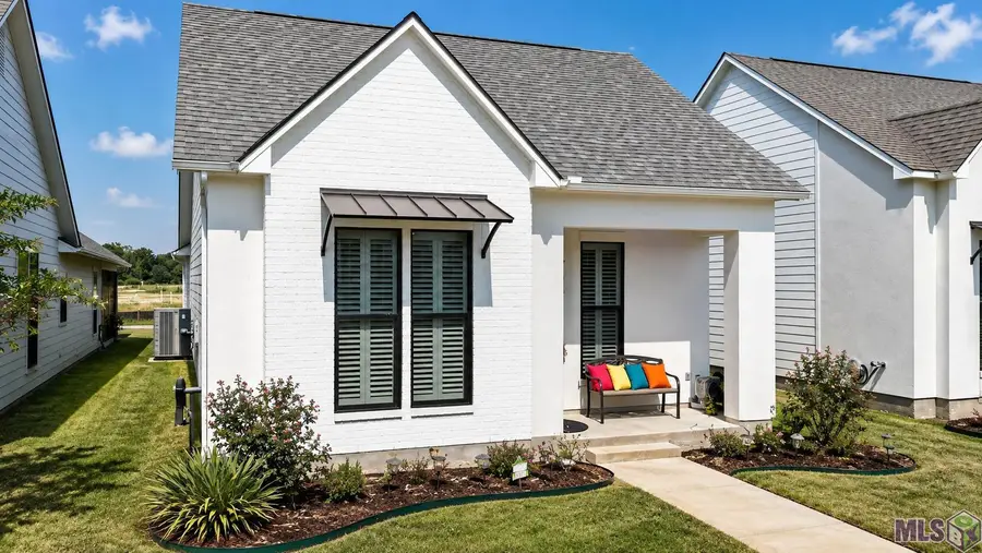 10136 Grayton Dr, Central, LA 70818 - #2