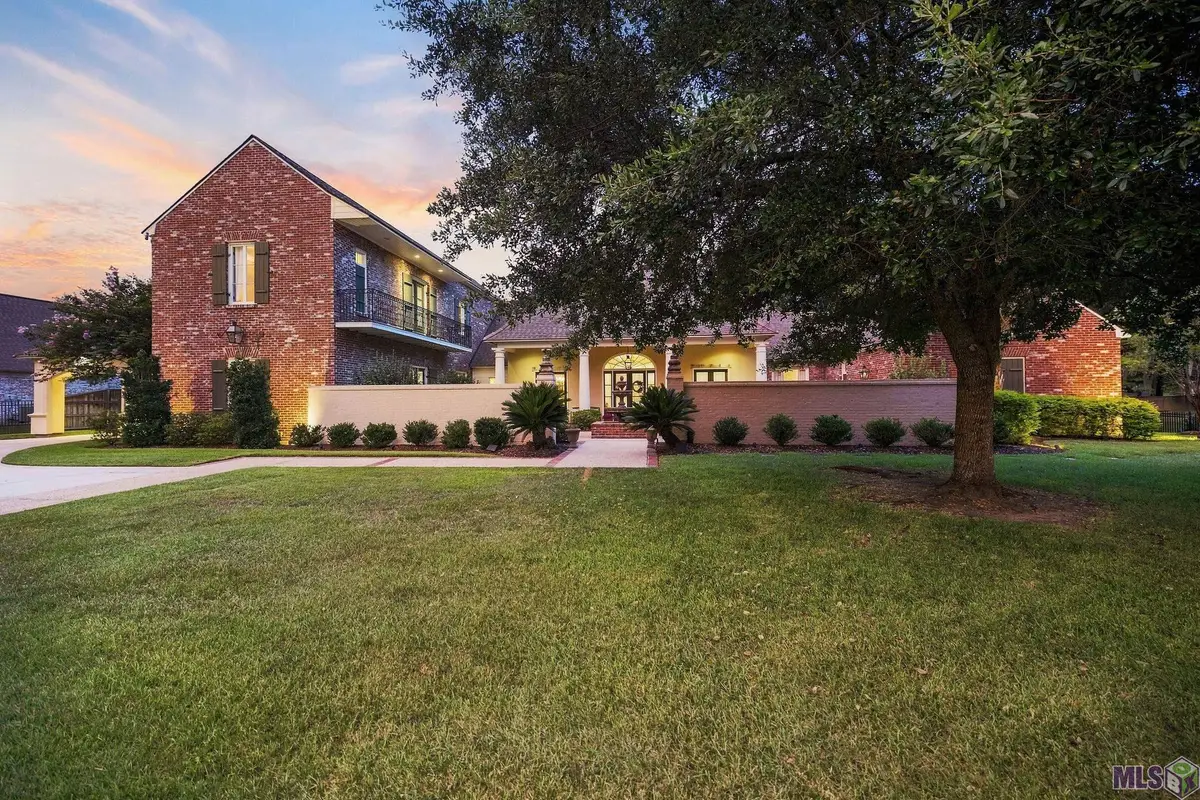 18764 Perkins Rd, Prairieville, LA 70769 - #1
