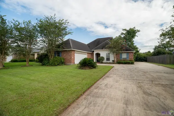 36329 Crestway Ave, Prairieville, LA 70769