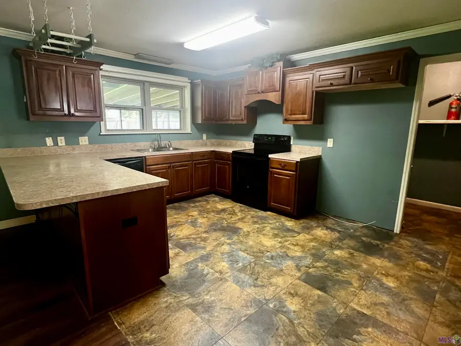 10658 Carmel Dr, Baton Rouge, LA 70818 - #2