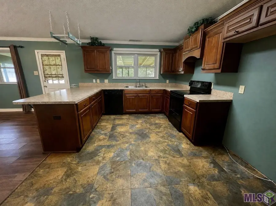 10658 Carmel Dr, Baton Rouge, LA 70818 - #3