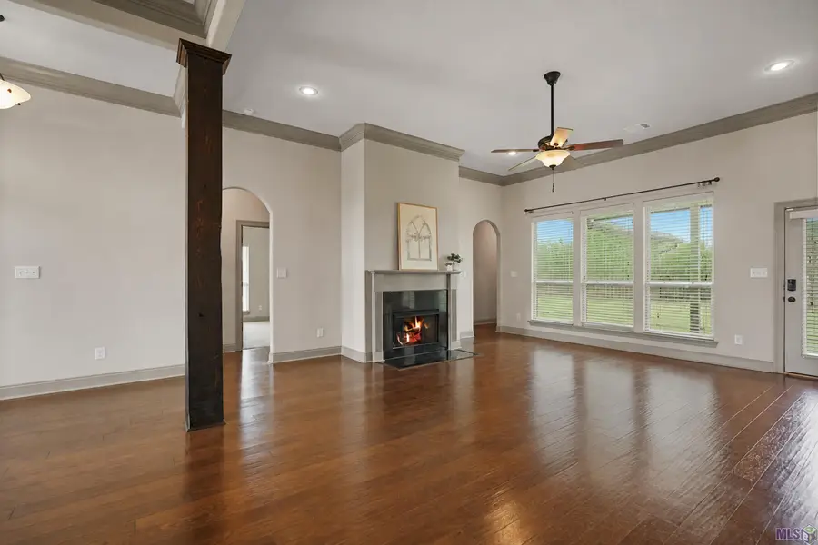 8725 Sandpiper Street, Denham Springs, LA 70706 - #3