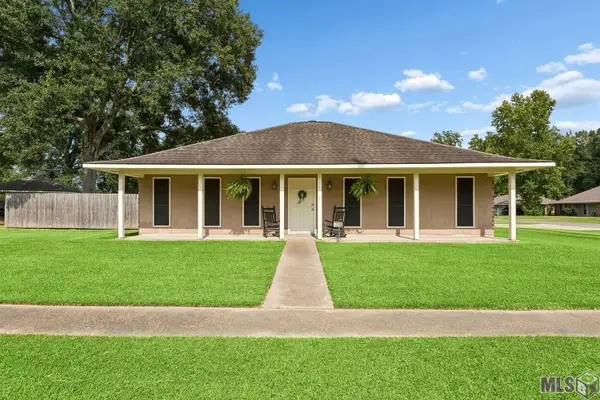 3214 Cedar St, Zachary, LA 70791
