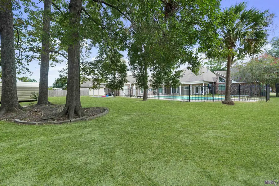 7471 Estelle Dr, Denham Springs, LA 70726 - #3