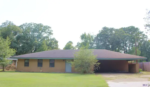 5755 Mapleton Dr, Greenwell Springs, LA 70739
