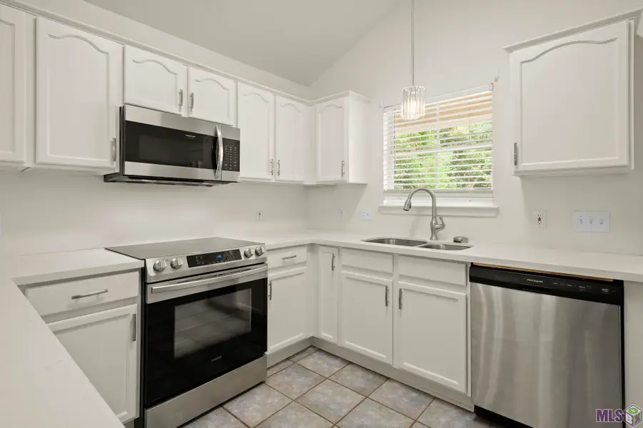 1345 Harwich Dr, Baton Rouge, LA 70820 - #2