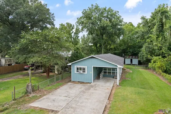 4089 David Rd, Zachary, LA 70791