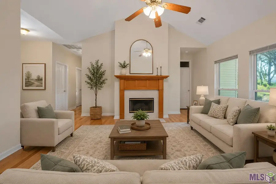 17210 Fountainbleau Dr, Prairieville, LA 70769 - #2