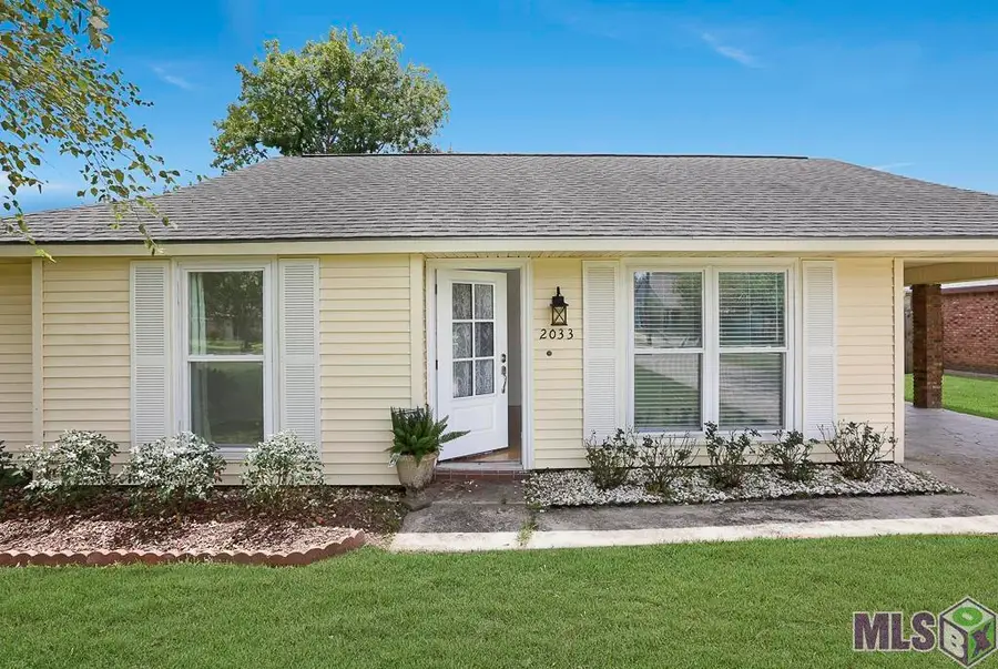 2033 Parlange Dr, Gonzales, LA 70737 - #2