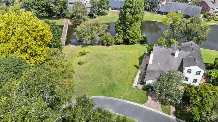 1211 Thoreau Dr, Baton Rouge, LA 70808 - #3