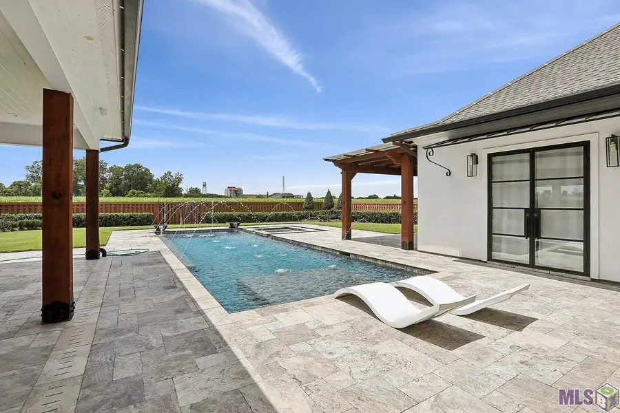 2073 Silverstone Ave, Port Allen, LA 70767 - #2