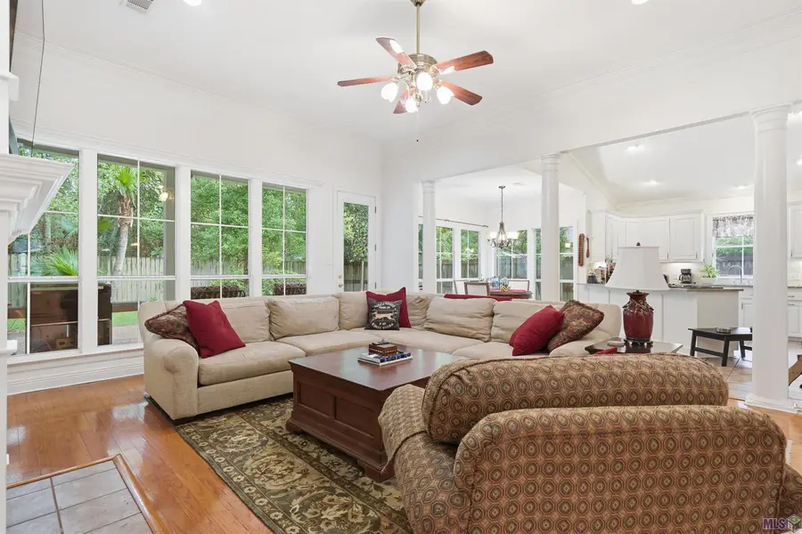 621 Highland Knoll Ct, Baton Rouge, LA 70810 - #2