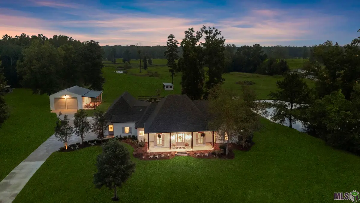 29403 Greenwell Springs Rd, Greenwell Springs, LA 70739 - #1