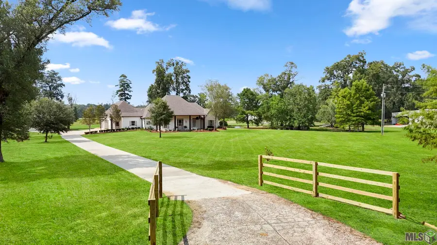 29403 Greenwell Springs Rd, Greenwell Springs, LA 70739 - #3