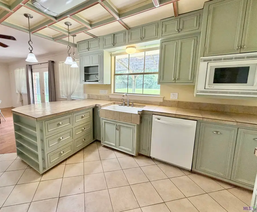 10400 Mollylea Dr, Baton Rouge, LA 70815 - #3