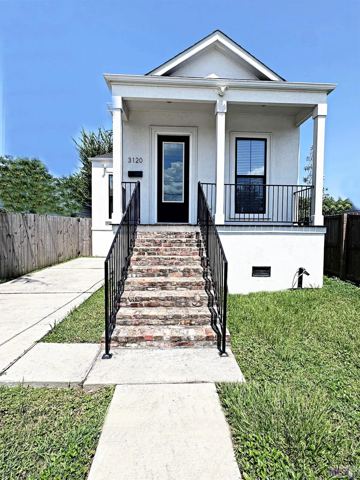 3120 Live Oak St, New Orleans, LA 70118 - #1
