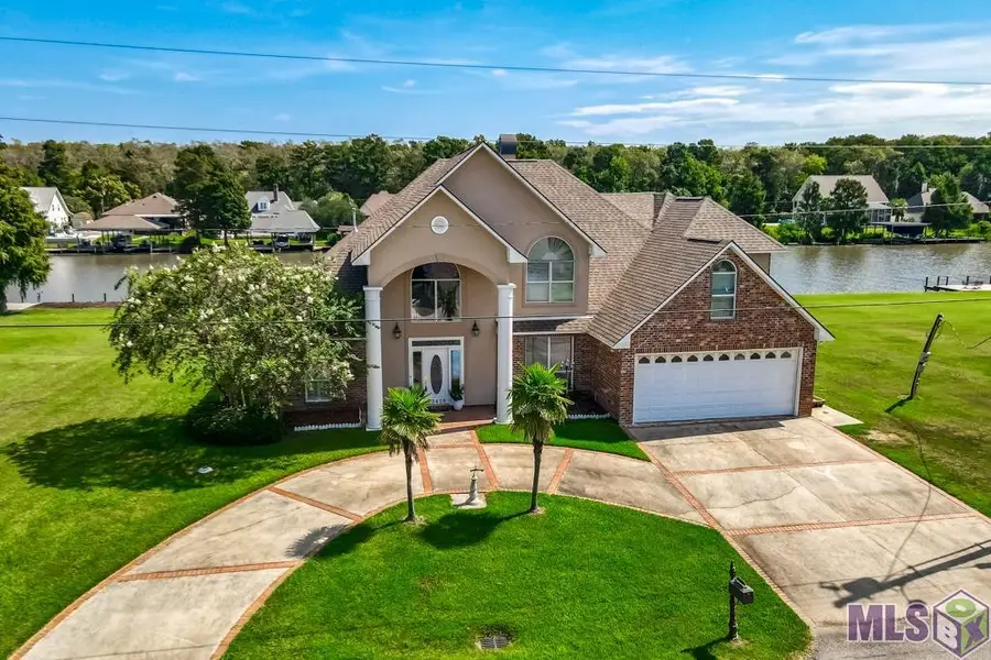 13428 Bayou Terrace Dr, Saint Amant, LA 70774 - #2
