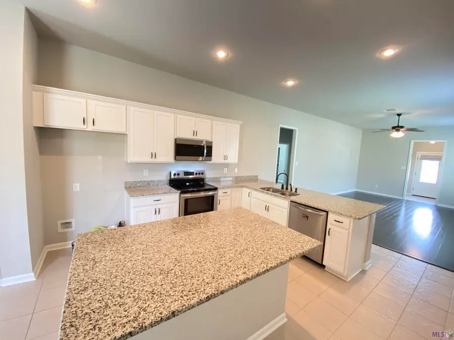 38445 Brown Rd, Prairieville, LA 70769 - #3