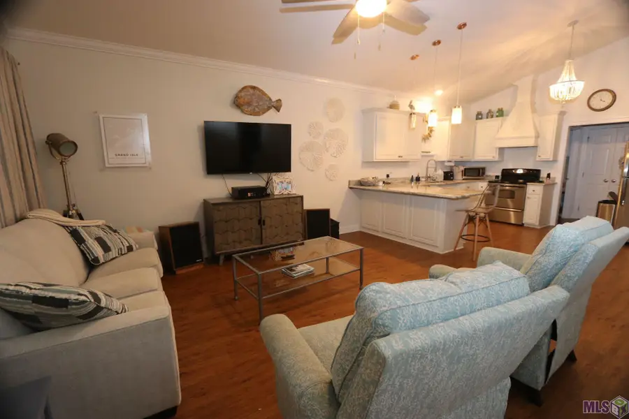 112 Marlin Ave, Grand Isle, LA 70358 - #2