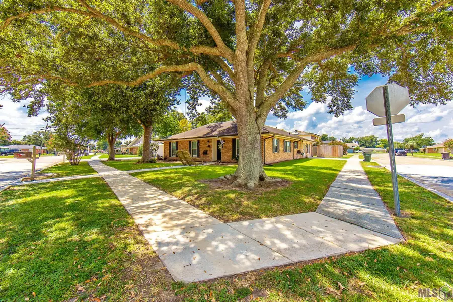 2807 Broadmoor Ave, Bayou Cane, LA 70364 - #2