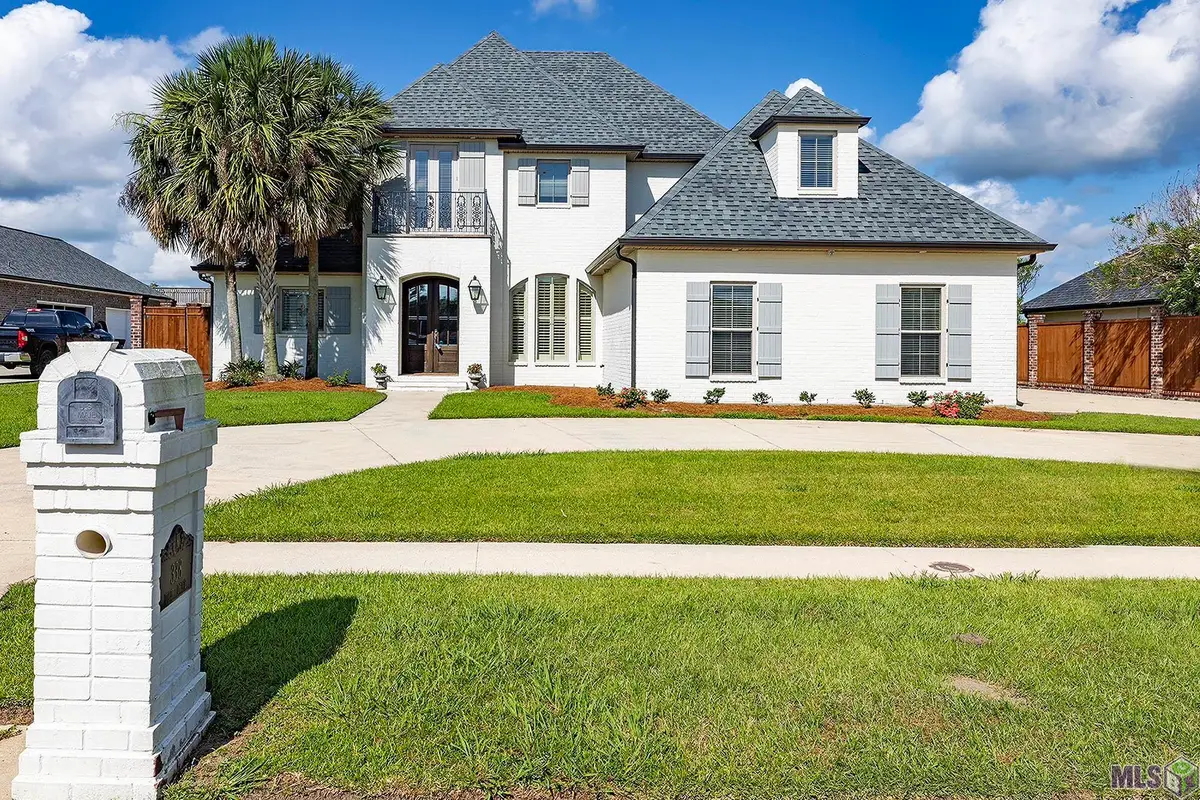 338 Tulip Dr, Houma, LA 70360 - #1