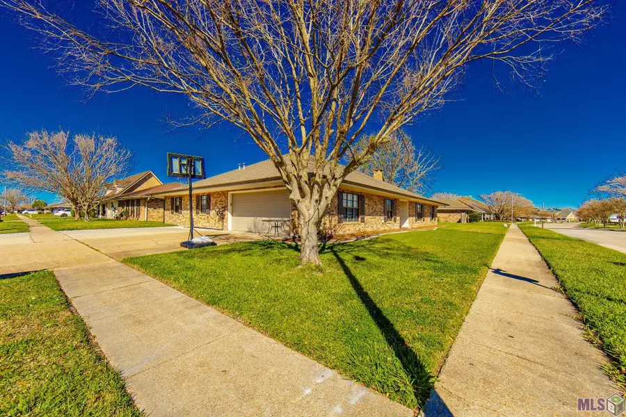 118 Chantilly Drive, Houma, LA 70360 - #2