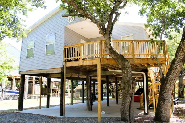 167 Santiny Lane, Grand Isle, LA 70358