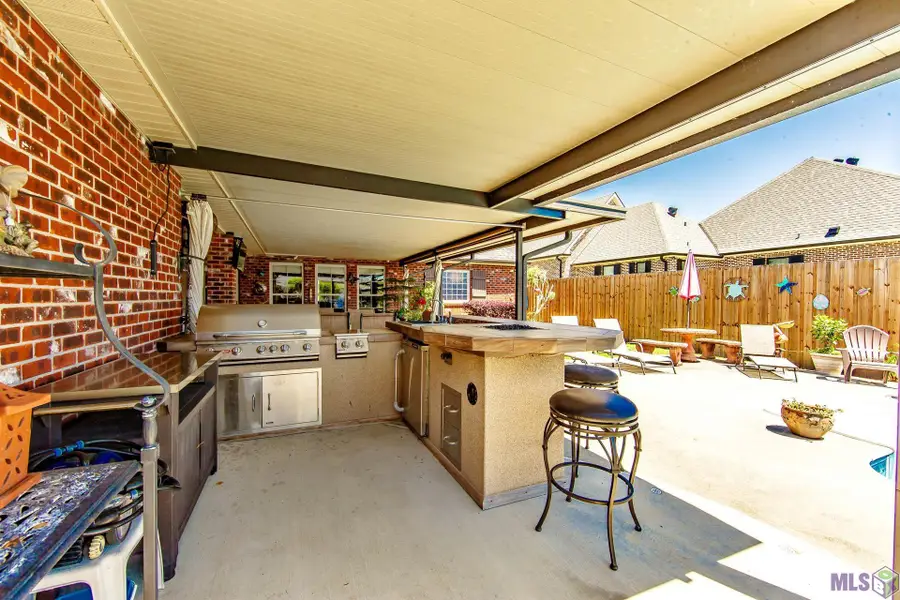 256 Tulip Dr, Houma, LA 70360 - #3