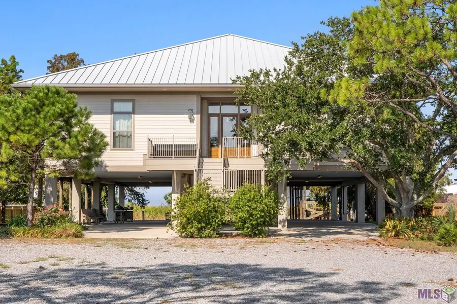 5318 Privateer Boulevard, Barataria, LA 70036 - #2