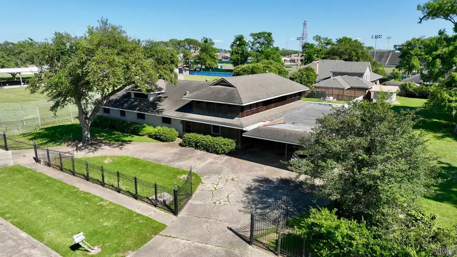 814 Spruce St, Morgan City, LA 70380 - #3