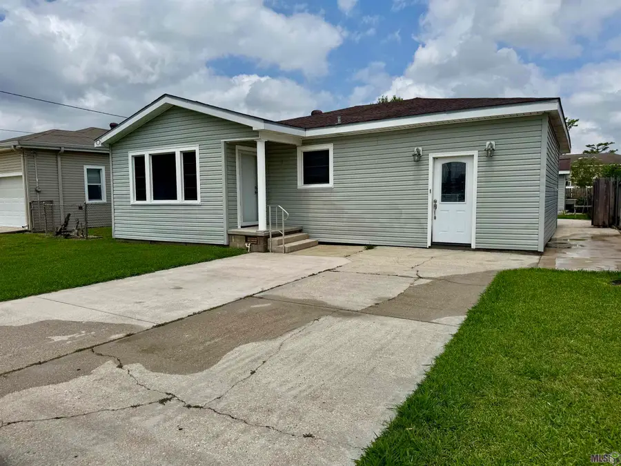 1612 Maple St, Morgan City, LA 70380 - #2