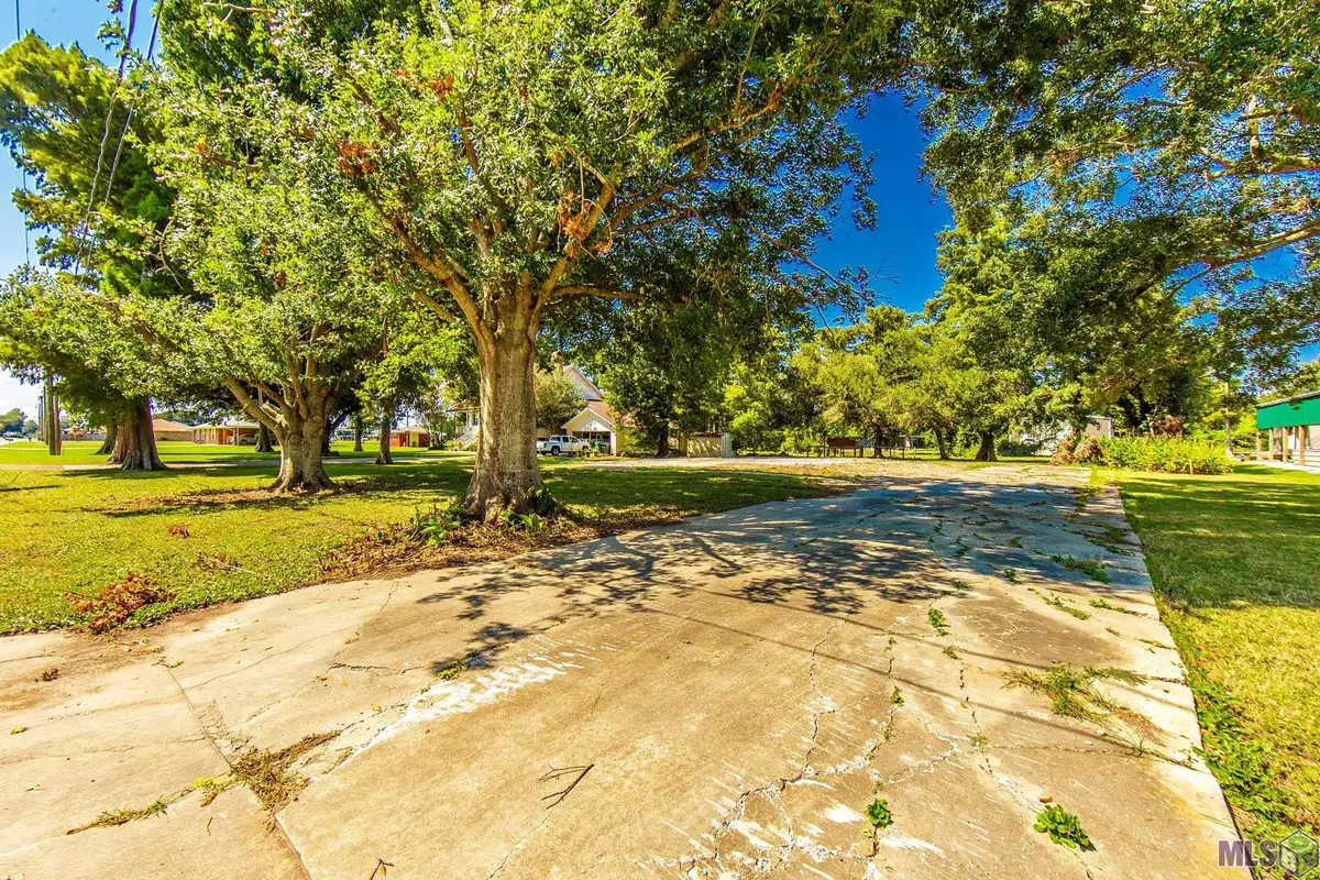 297 E 39th St, Cut Off, LA 70345 - #1