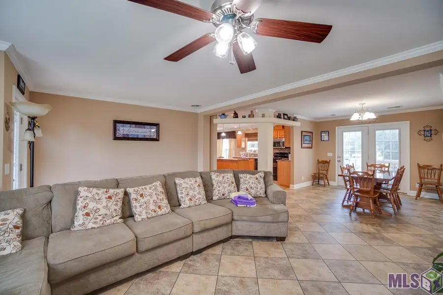 361 Le Village Dr, Larose, LA 70373 - #3