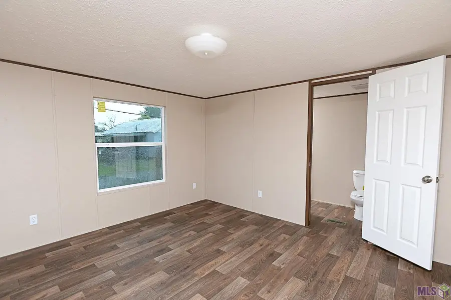 155 Doucet Dr, Golden Meadow, LA 70357 - #3