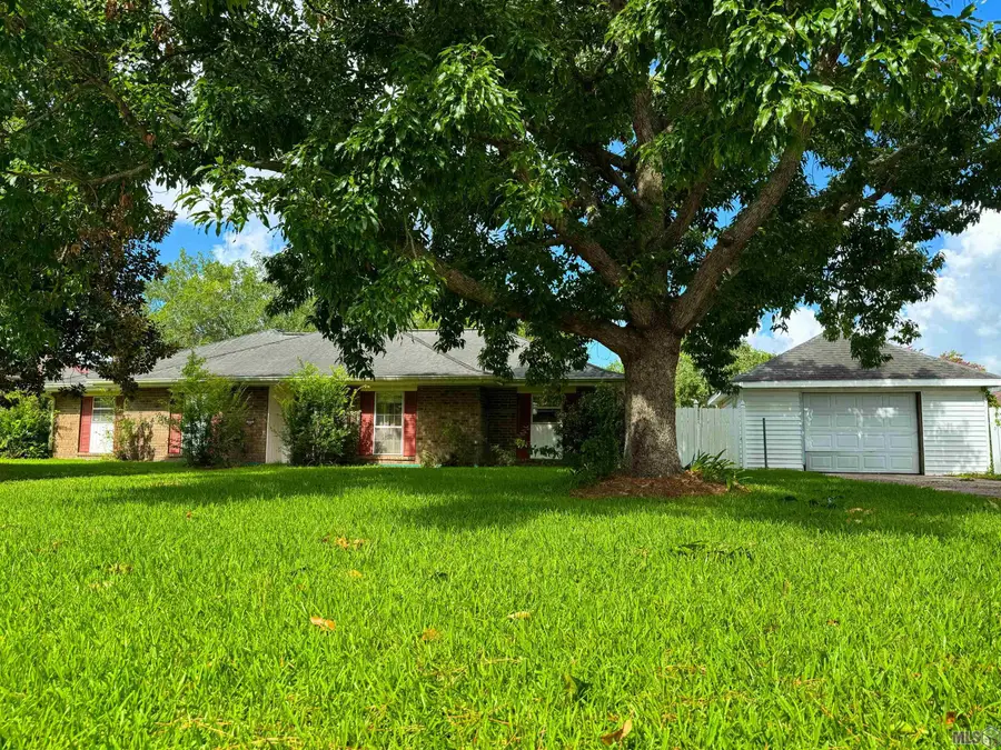 305 Snead Street, Berwick, LA 70342 - #2