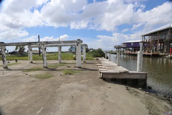 122 Touro Lane, Grand Isle, LA 70358