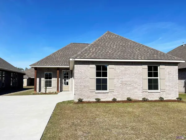 459 Rue Des Affaires, Houma, LA 70364
