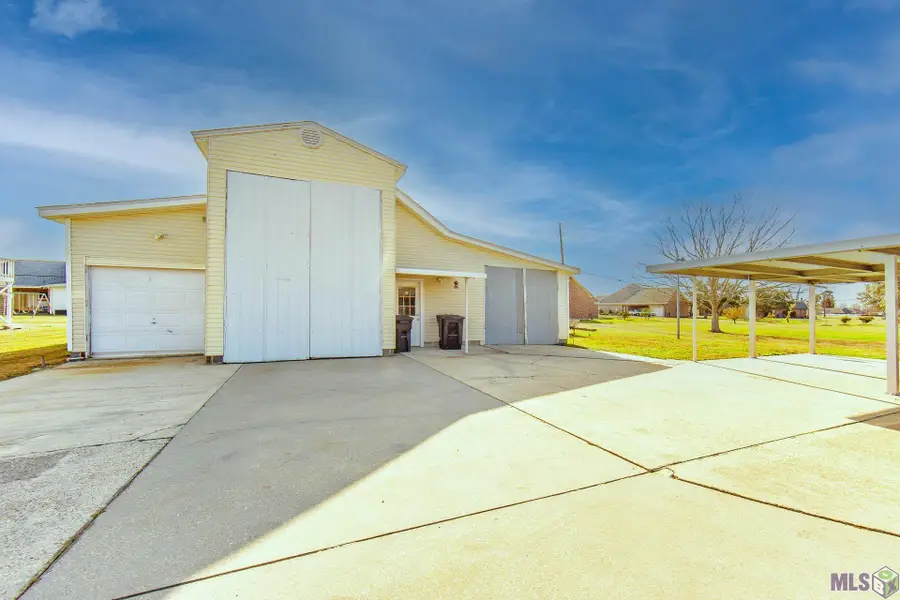 4124 Country Drive, Bourg, LA 70343 - #2