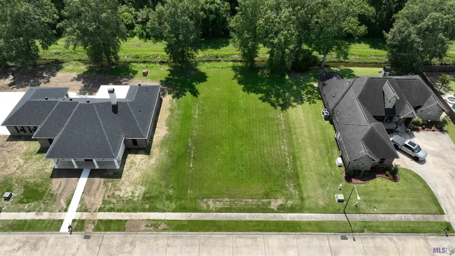 697 Victoria Dr, Berwick, LA 70342 - #2