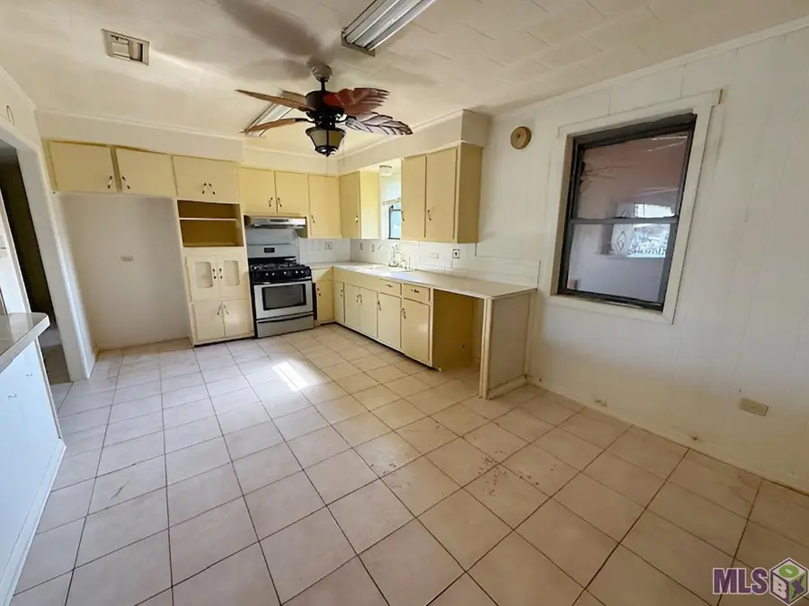 555 St Philip St, Raceland, LA 70394 - #3