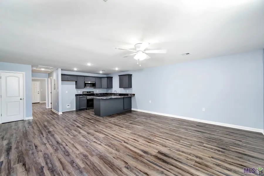 1300 Lafourche Drive #203, Thibodaux, LA 70301 - #2