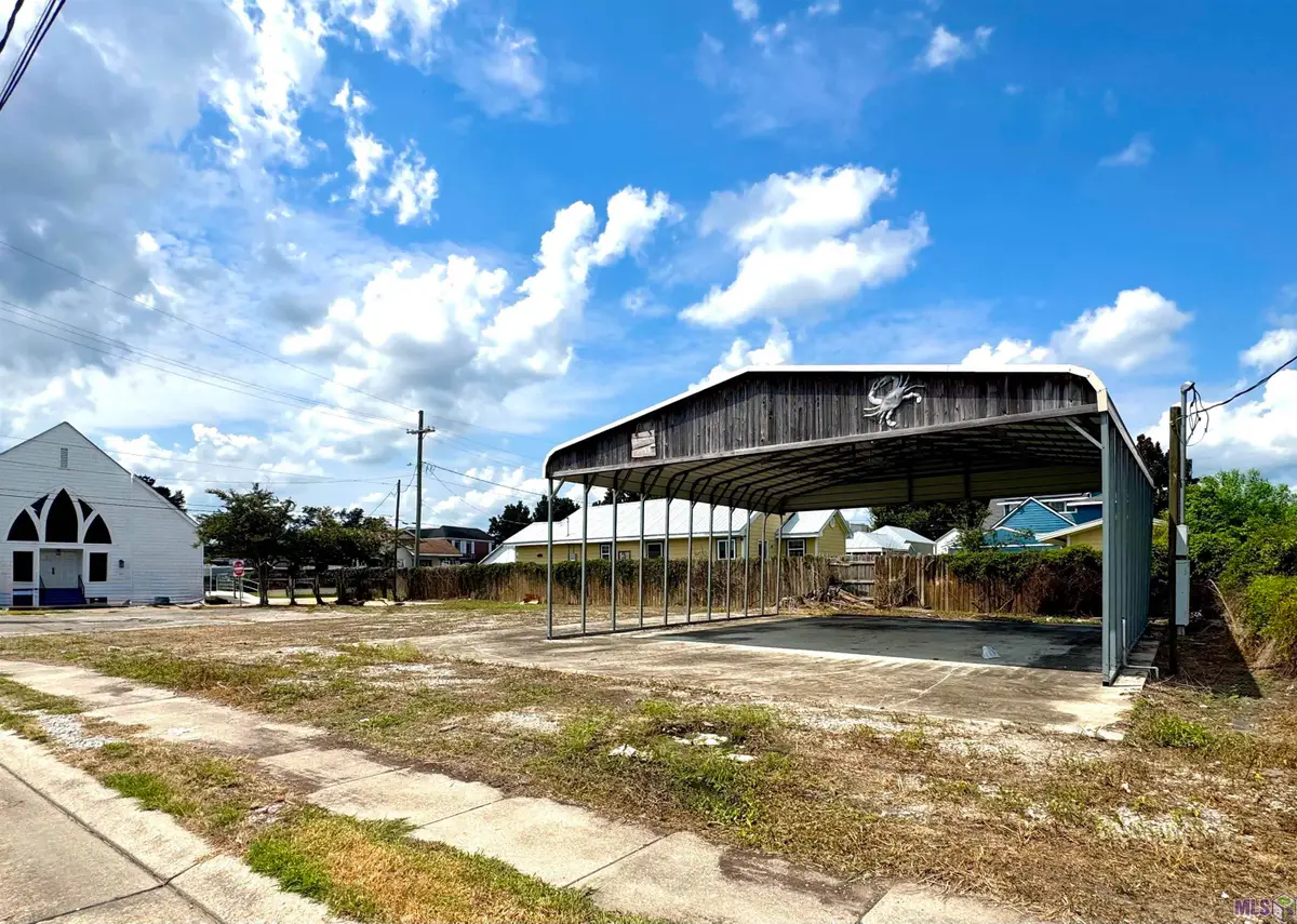 933 Goode St, Houma, LA 70360 - #1