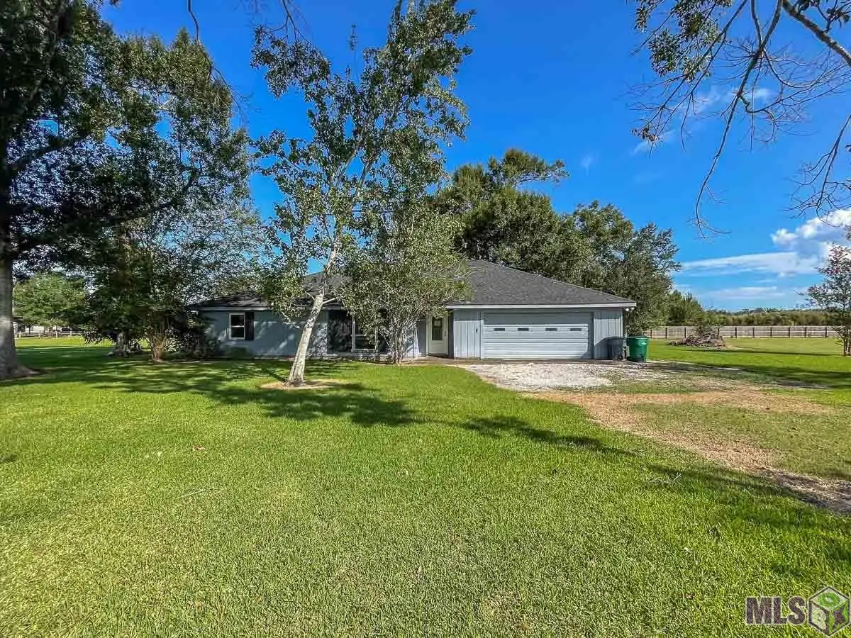 302 Bayou Bend Dr, Bayou Blue, LA 70364 - #1