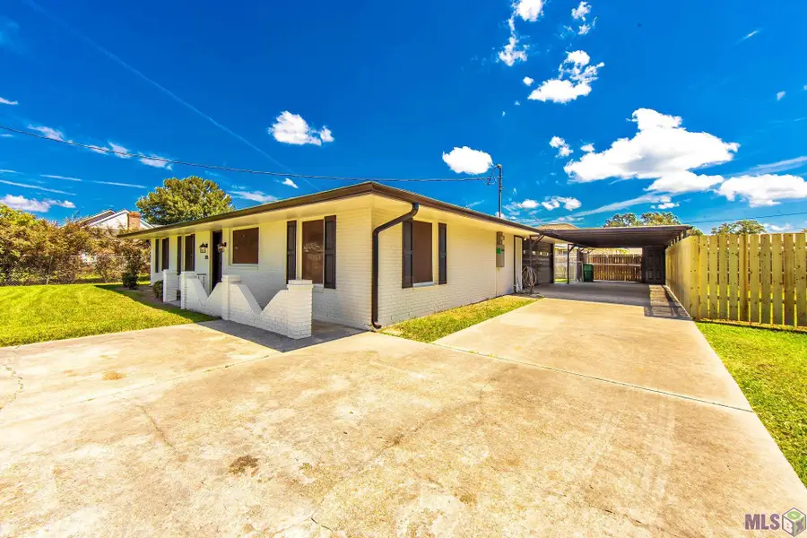 305 St Bernard St, Thibodaux, LA 70301 - #2