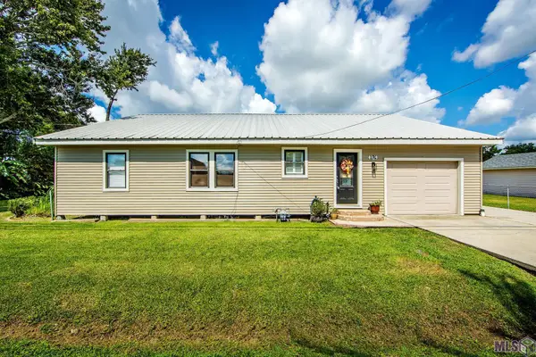 176 St Joseph St, Raceland, LA 70394