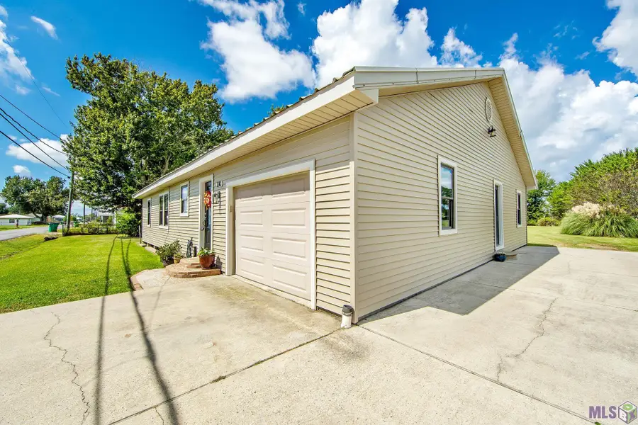 176 St Joseph St, Raceland, LA 70394 - #2