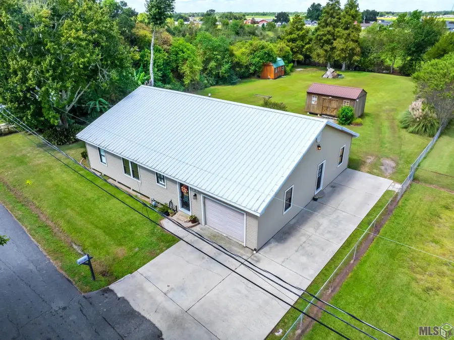 176 St Joseph St, Raceland, LA 70394 - #3