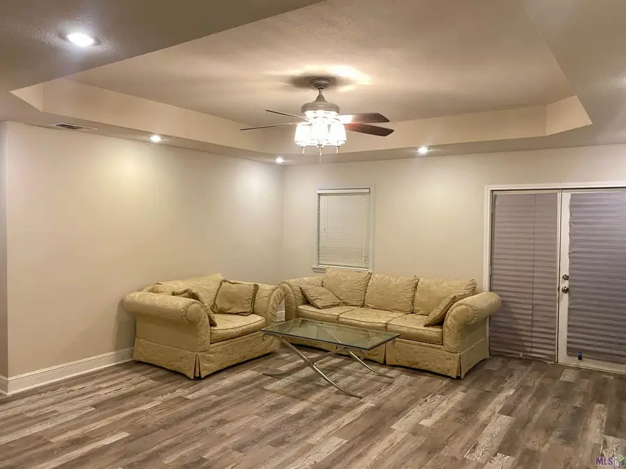 302 N Verret St, Morgan City, LA 70380 - #3