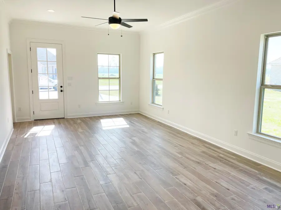411 Rue Evangeline, Bayou Blue, LA 70364 - #2
