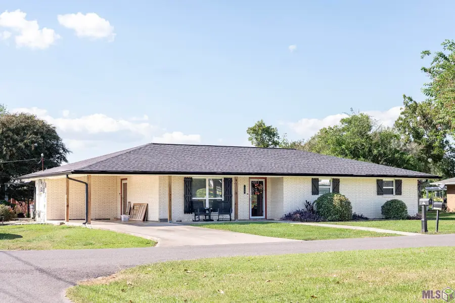 176 W 32nd St, Larose, LA 70373 - #2